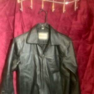 CARAVEL GENUINE leather jacket lined lining 100% polyester black size medium